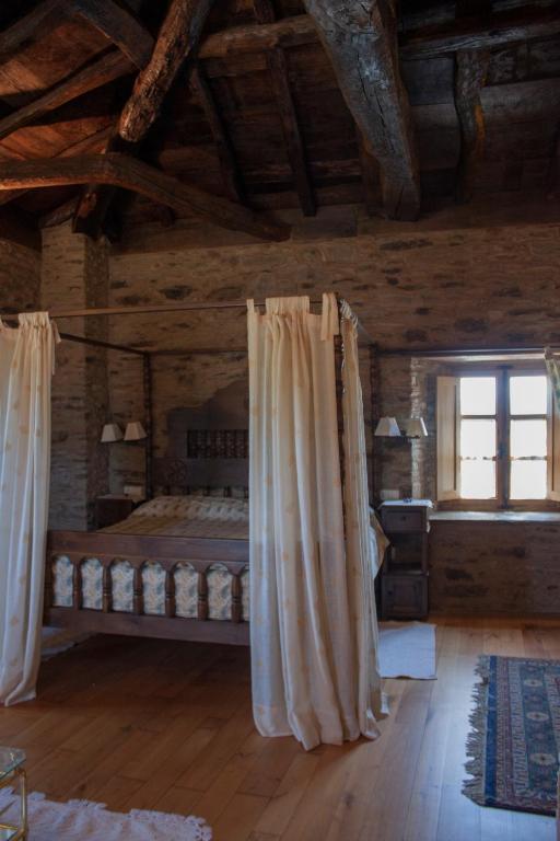 Double or Twin Room,51192820:JPEG